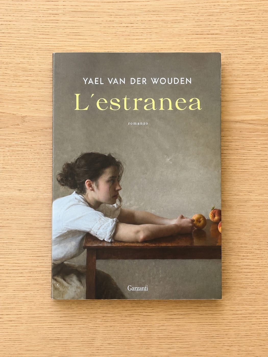 L'estranea